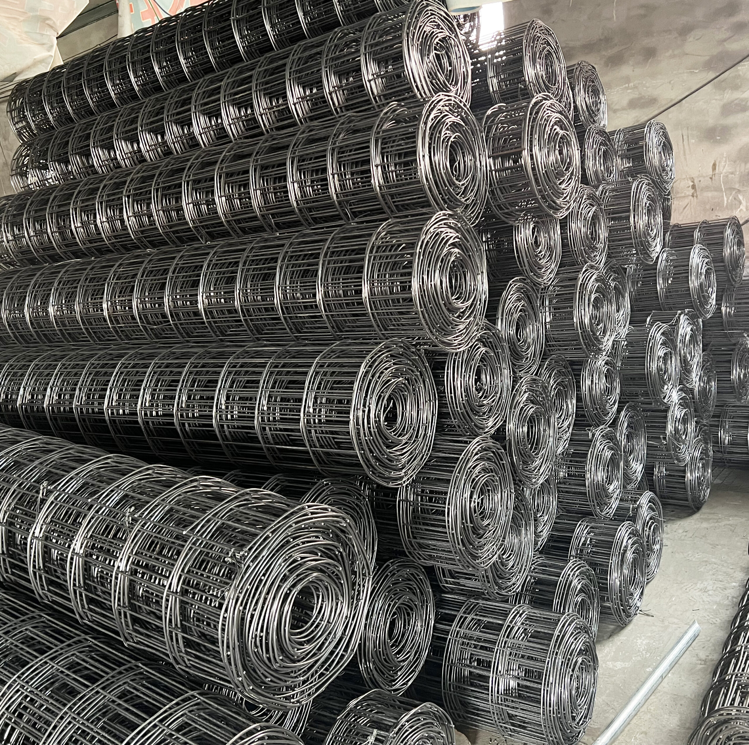 Guyana market 150x150mm 7ft*75ft Construction Concrete Reinforcing BRC Mesh Roll - Image 3